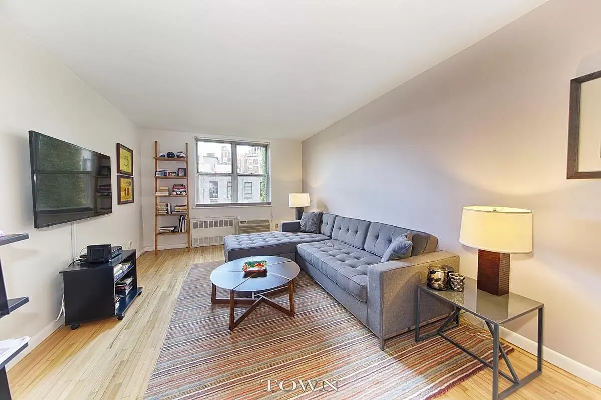 166 West 76th Street Unit: 5A