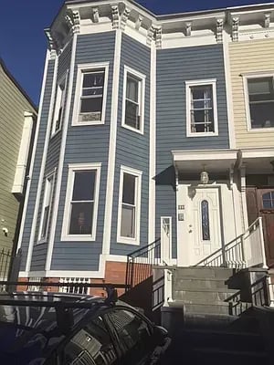 643 Vanderbilt Street Unit: 2