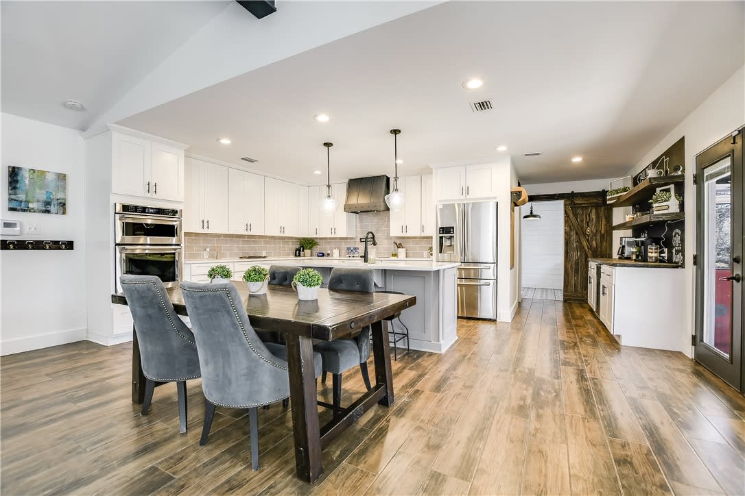 205 Ash Dr