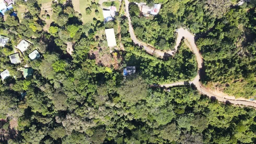 Casa Linda Vista with Ocean View Above Dominical Beach