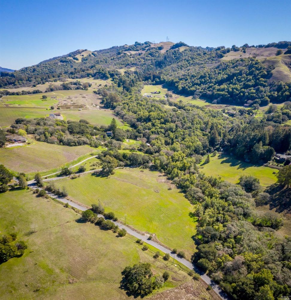 5289 Sonoma Mountain Rd