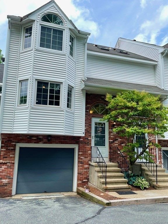 189 Tall Oaks Drive #K
