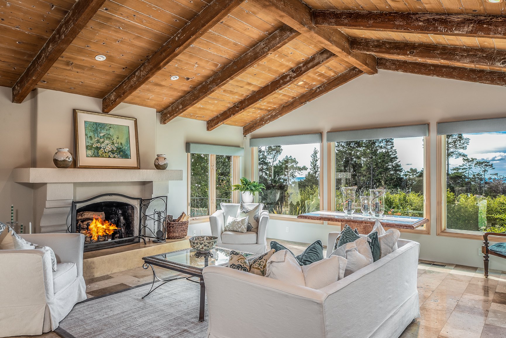 3892 Ronda Rd