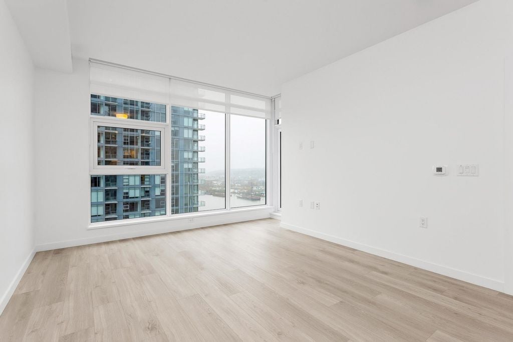 680 Quayside Drive 3205, New Westminster
