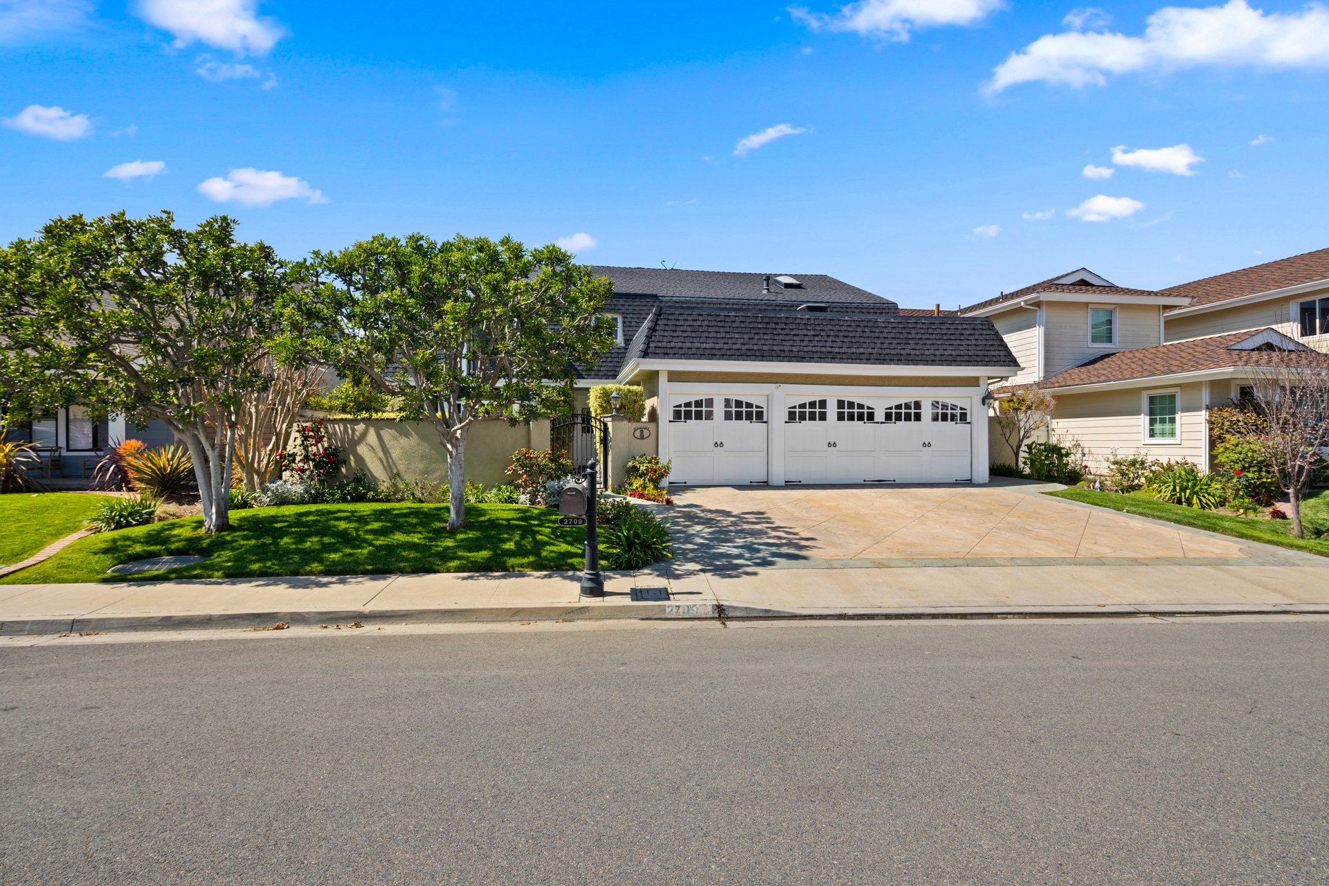 2709 Starbird Dr