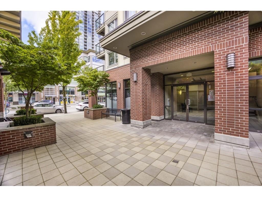 401-2957 Glen Dr