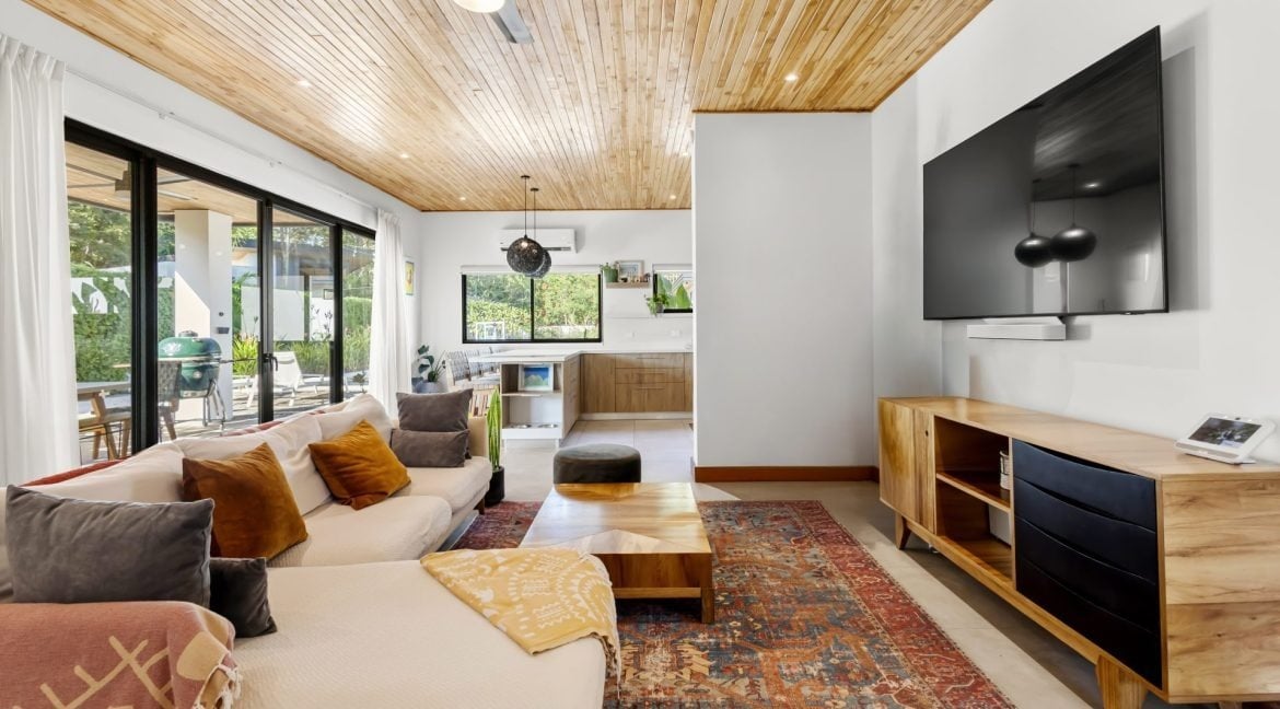 Solar Home With Guest Casitas, Tamarindo, Guanacaste