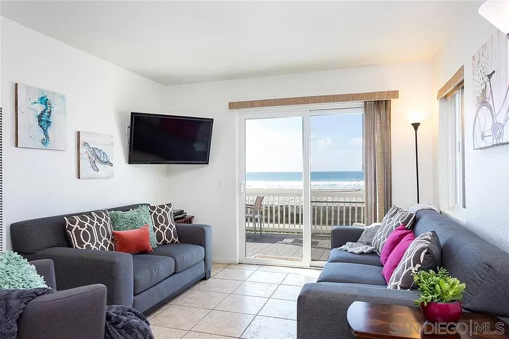 3253 Ocean Front Walk