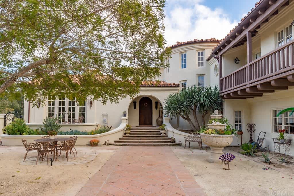 15452 El Camino Real Rancho