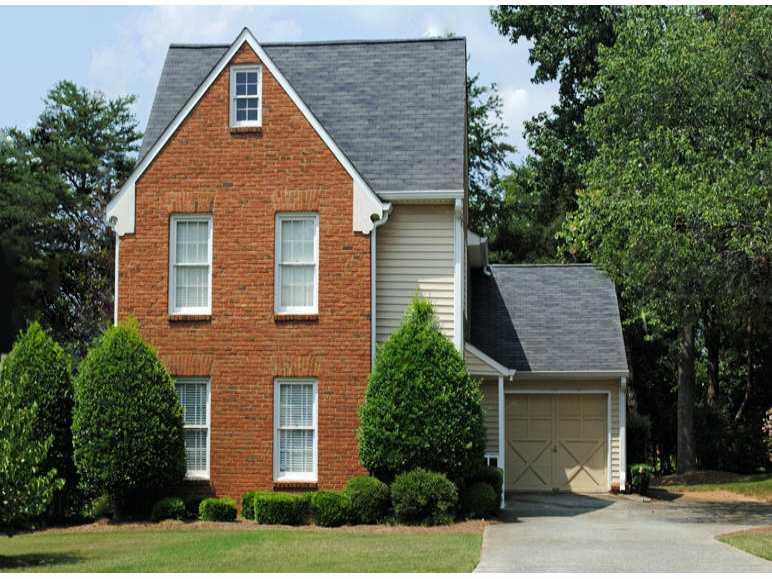 202 Roswell Green Ln