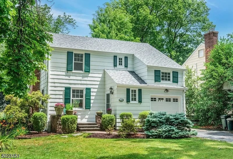 1 Sussex Avenue