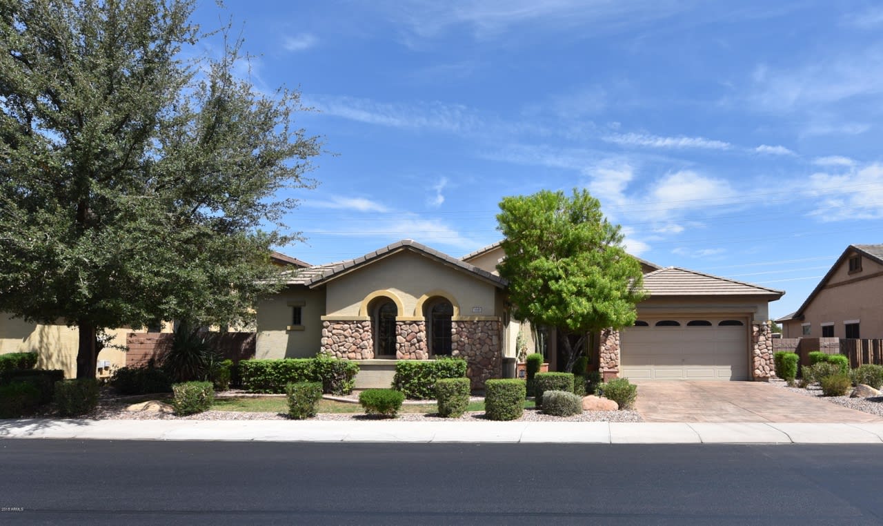 1640 E Yellowstone Pl