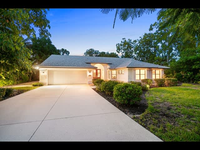 5567 Tamarind Ridge Dr. Naples, FL 34108