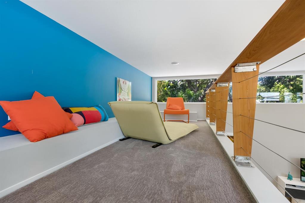 1734 Bahia Vista St