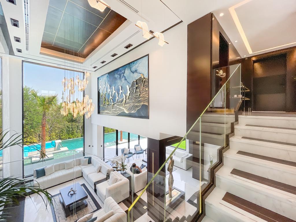 Jumeirah Islands upgraded villa 