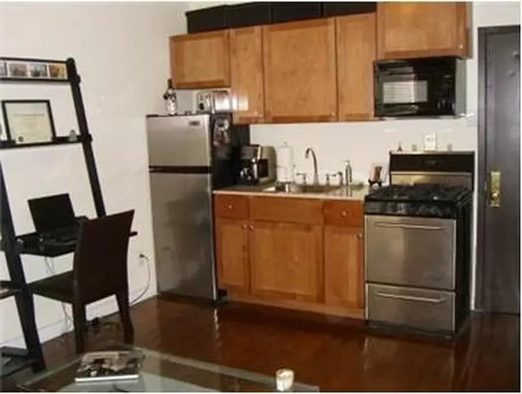 245 West 115th Street Unit: 16