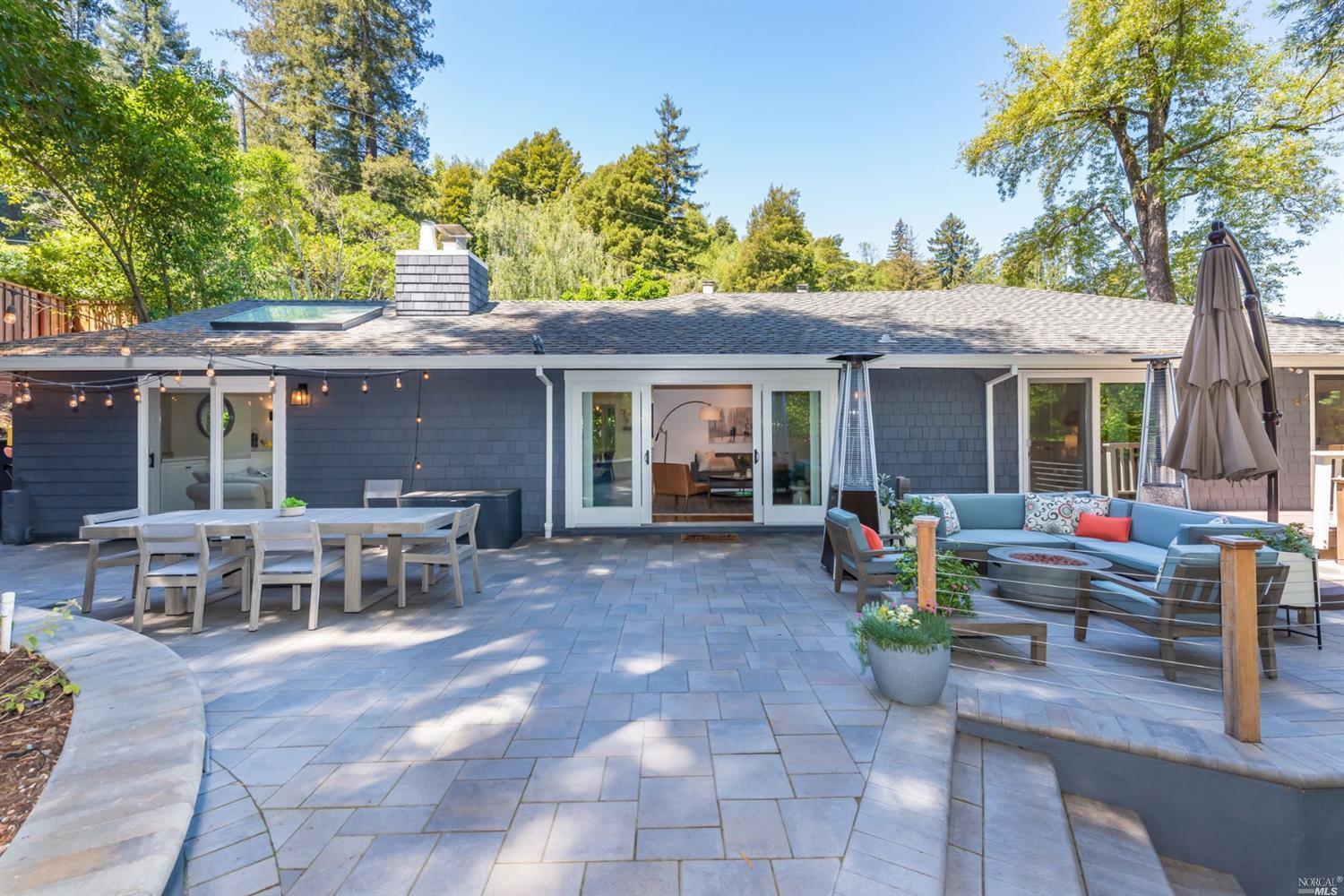 5 Westwood Dr