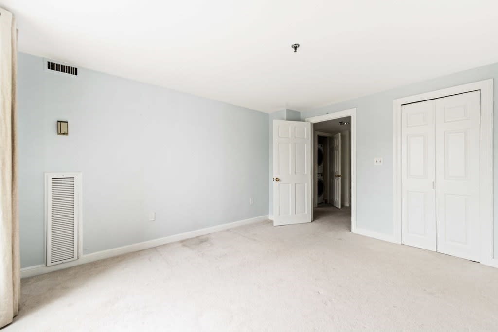 390 Commonwealth Ave, #PH5