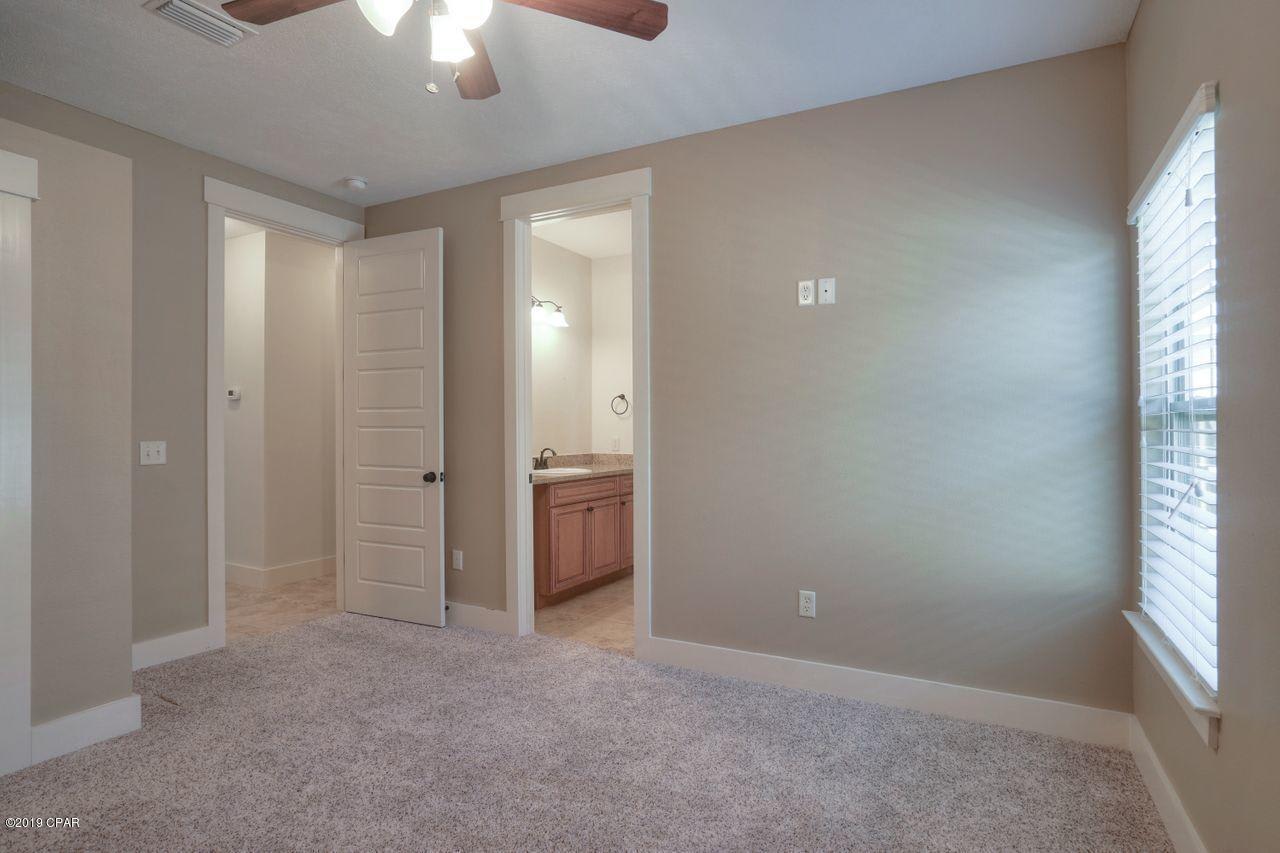 1420 Graham Lane