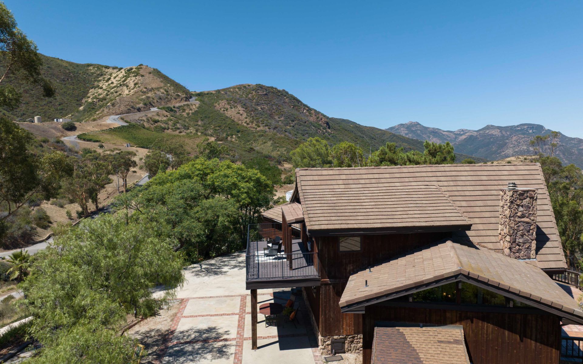 33007 Mulholland Hwy