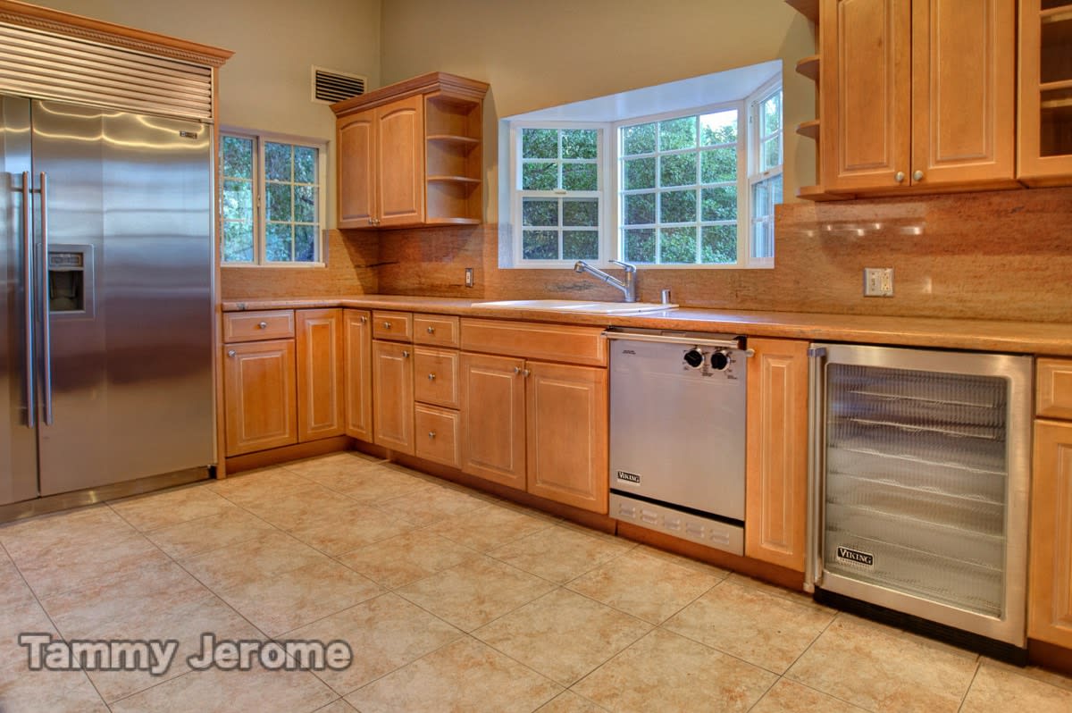 4164 Knobhill Dr Sherman Oaks, CA