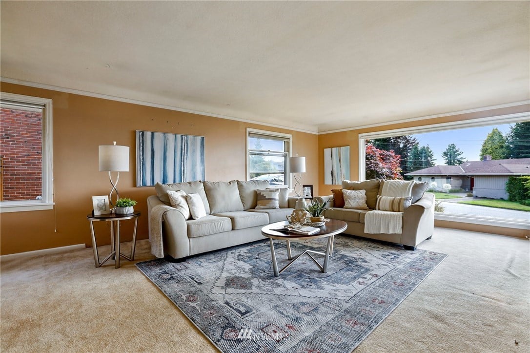 443 View Ridge Dr