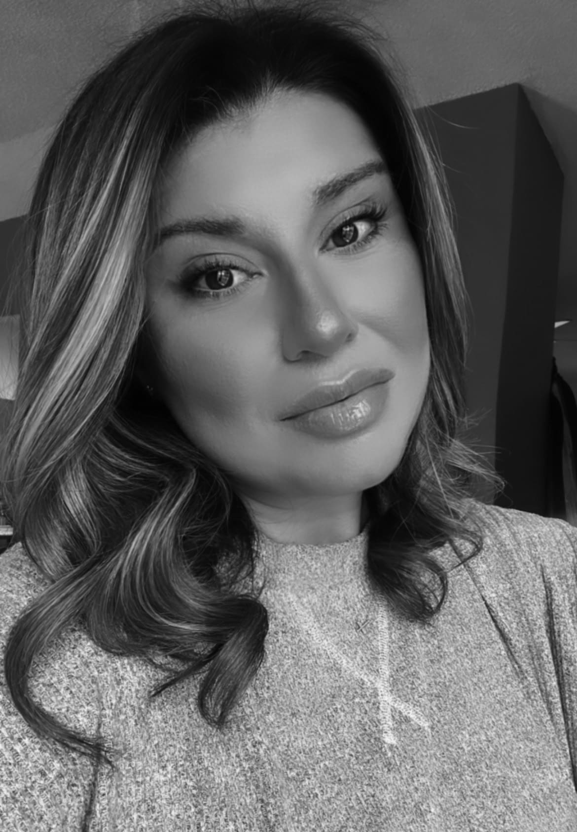 Seta Hablian Los Angeles Real Estate Agent Headshot