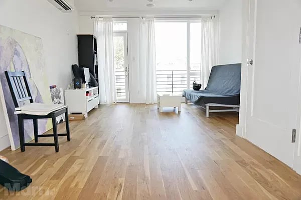 530 Lafayette Avenue Unit: 4F