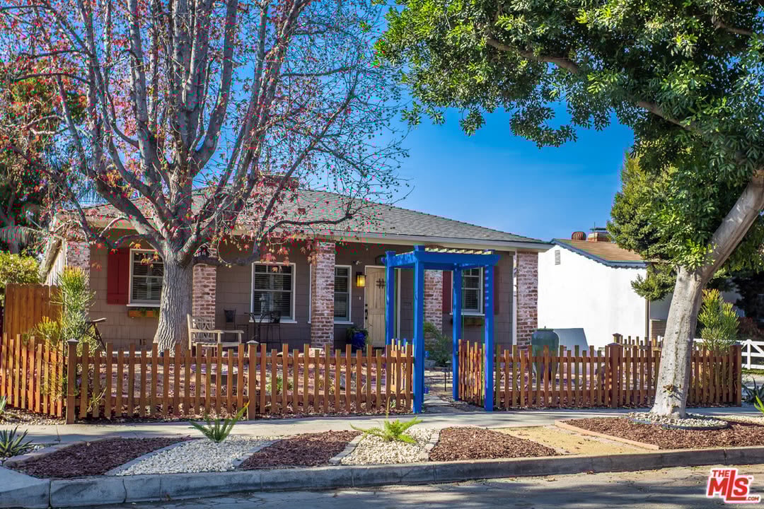 625 South Griffith Park Dr