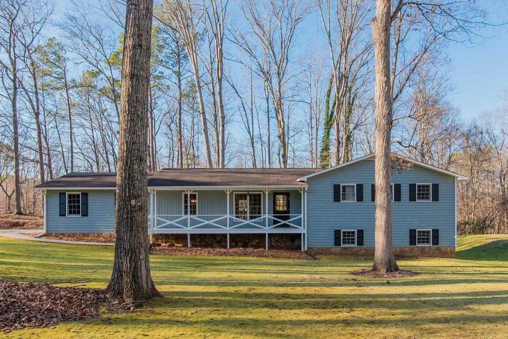 411 Buckingham Circle