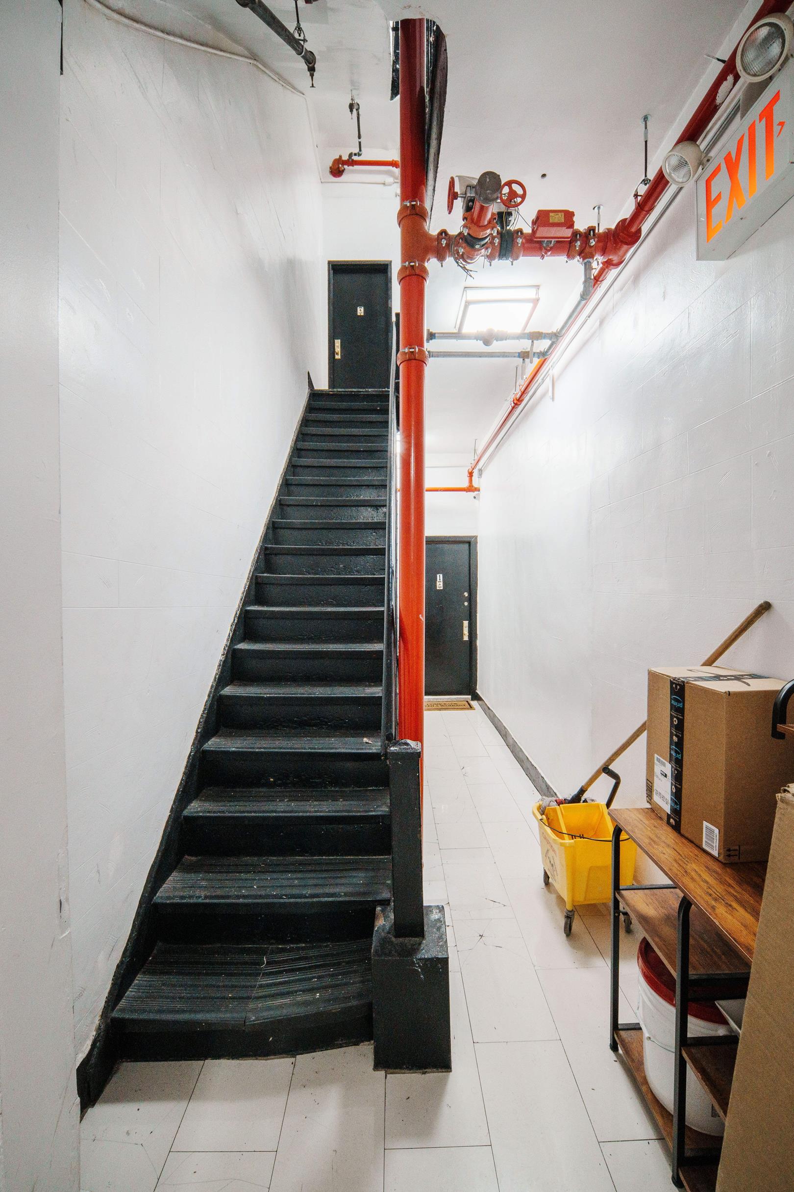 31 Saint Marks Place, Apt 6