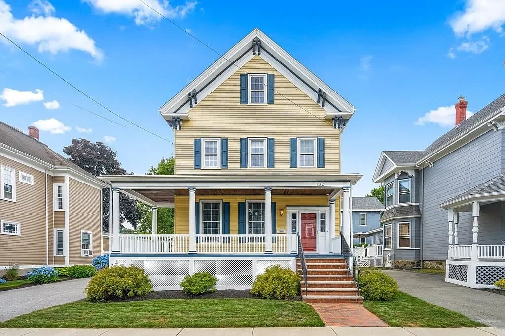 132 Vinton St