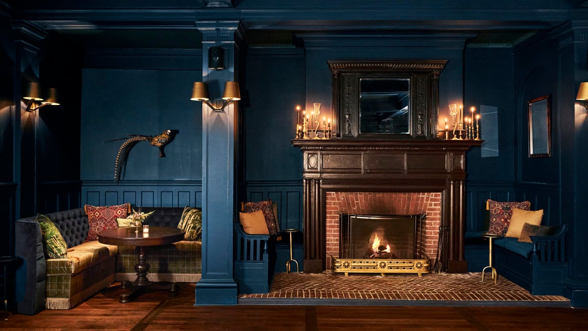 Cabinet of Curiosities: A Night at The Mansion