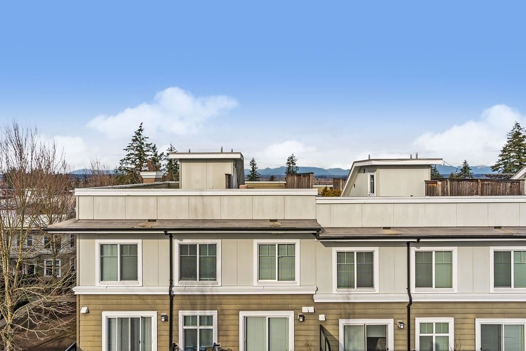 27-15833 26 Ave