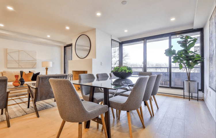 349 SAINT CLAIR AVE W., #412