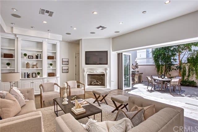 310 Poinsettia Ave