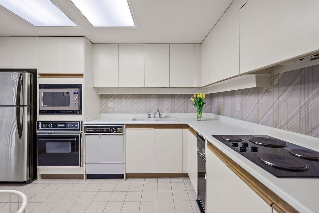 206-1490 Pennyfarthing Drive, Vancouver