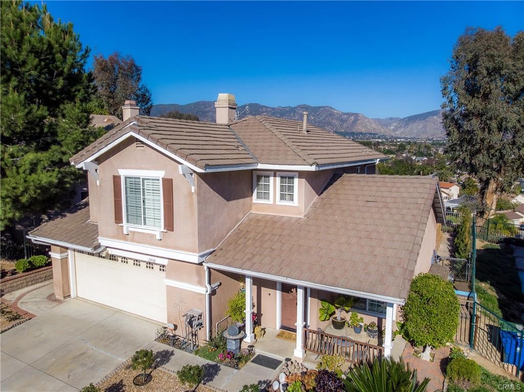 11930 Edgecliff Ave Sylmar, CA