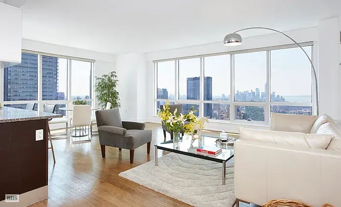 350 W 42ND ST #54G