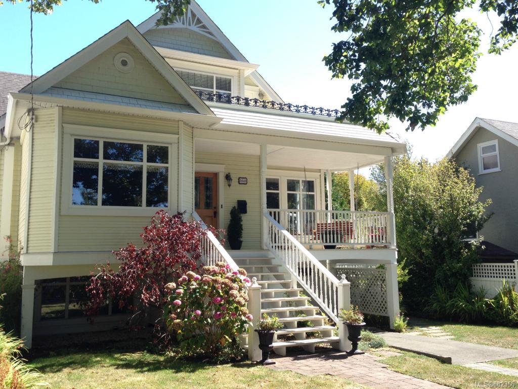 1640 Hollywood Cres
