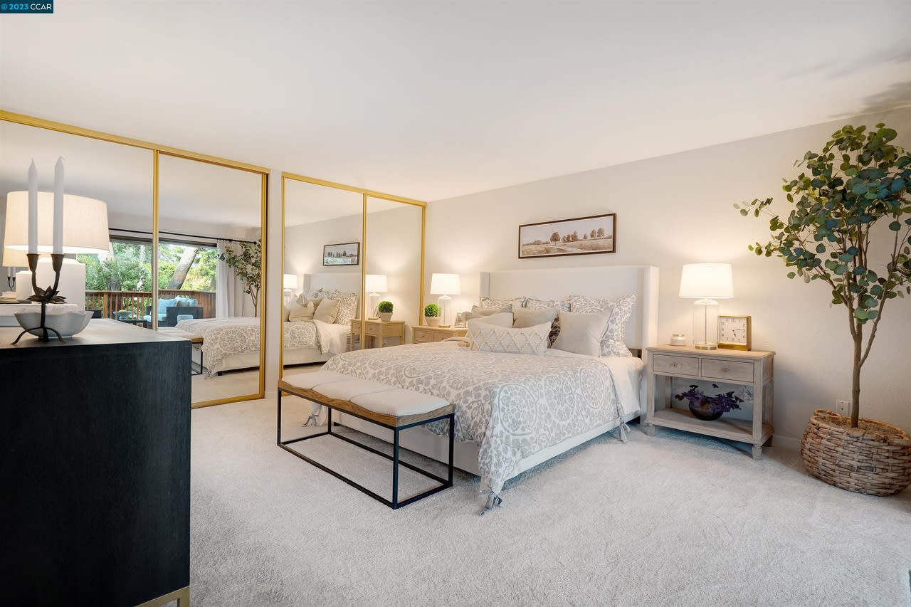 27 Saint Julie Court