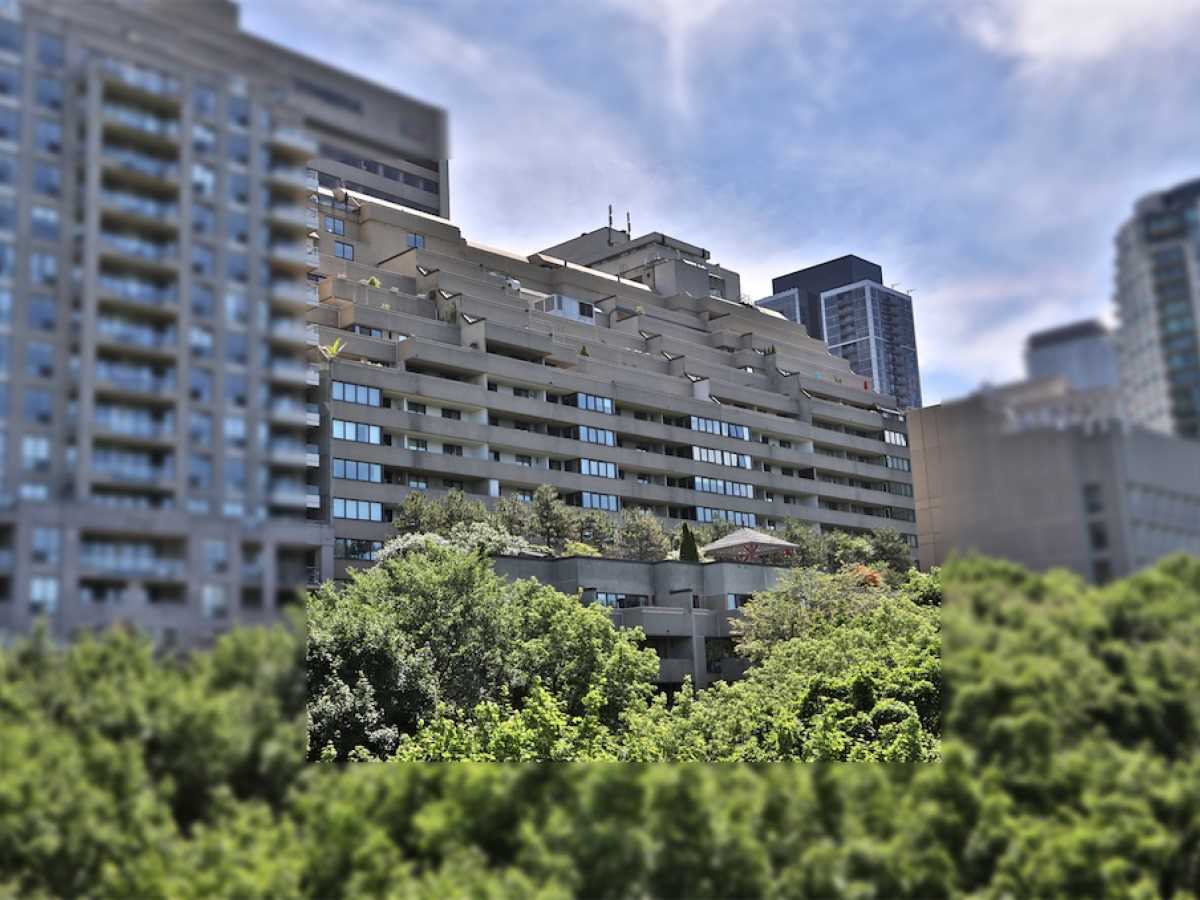 360 BLOOR ST E PH 5