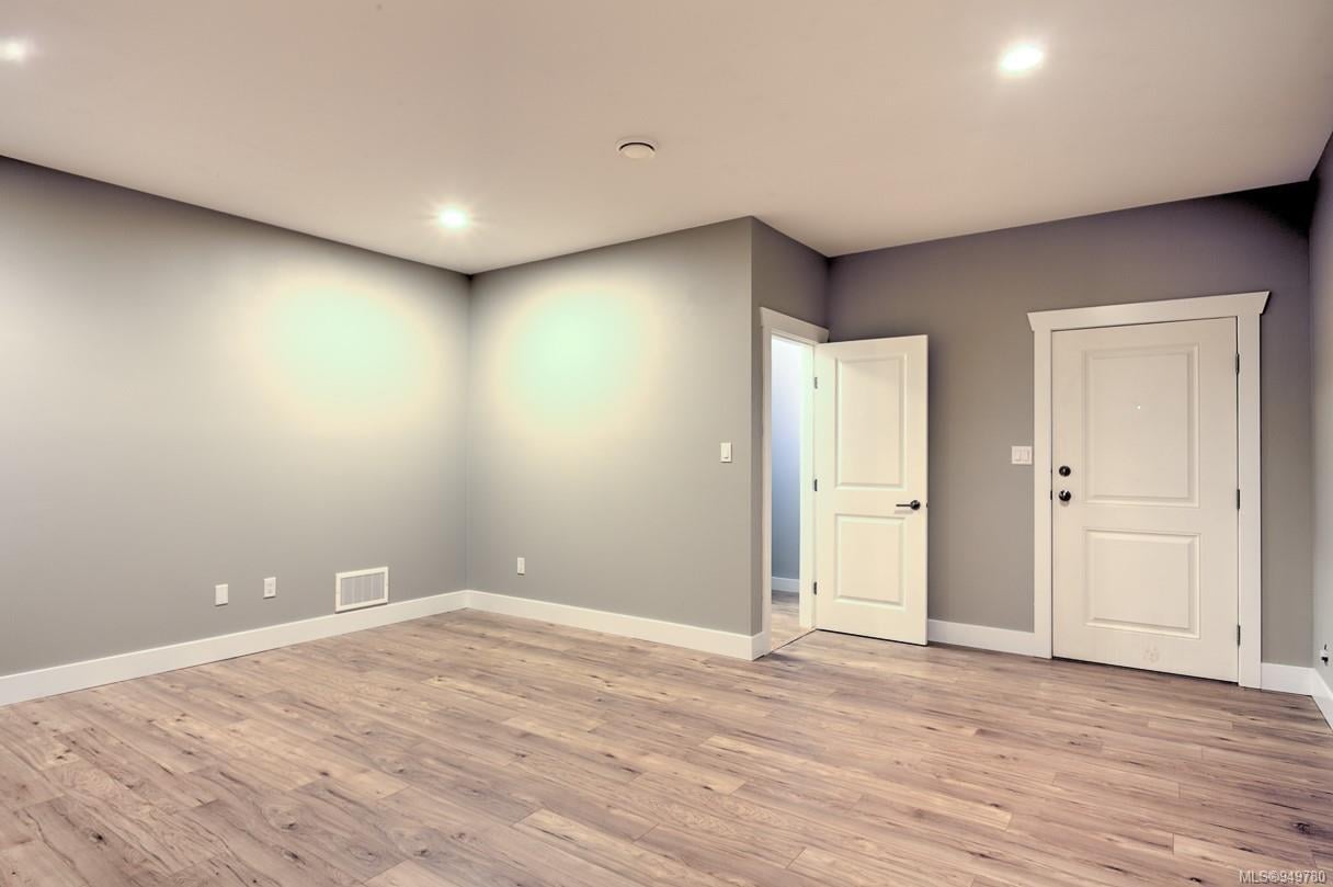 6185 Palahi Pl