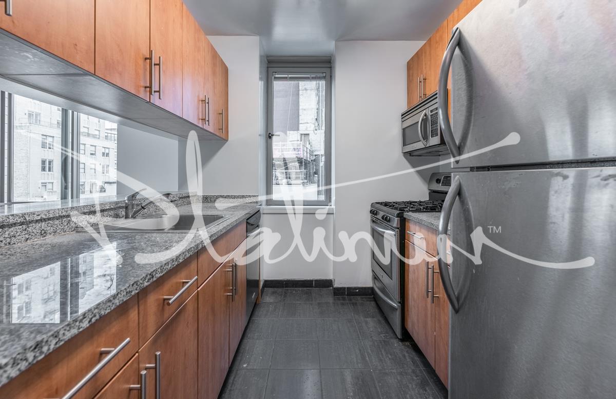2 Gold Street, Apt 2811
