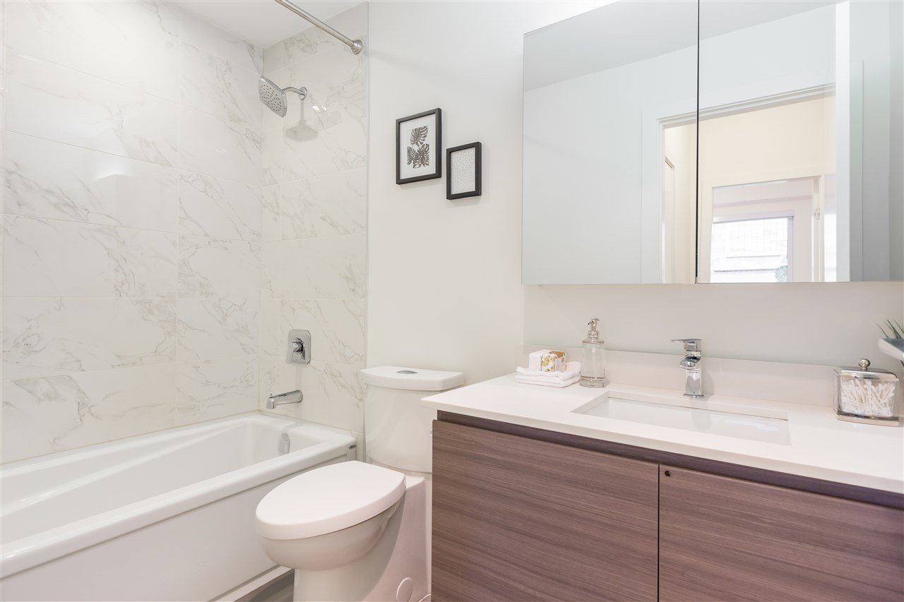 204-4468 Dawson St