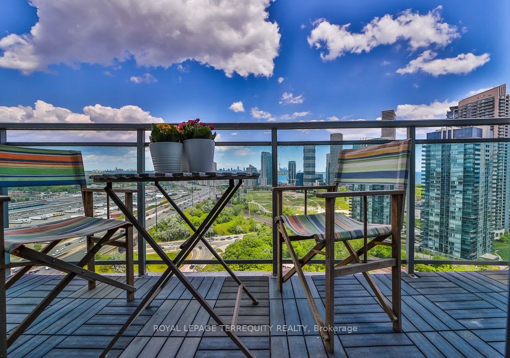 INVESTOR OPPORTUNITY 