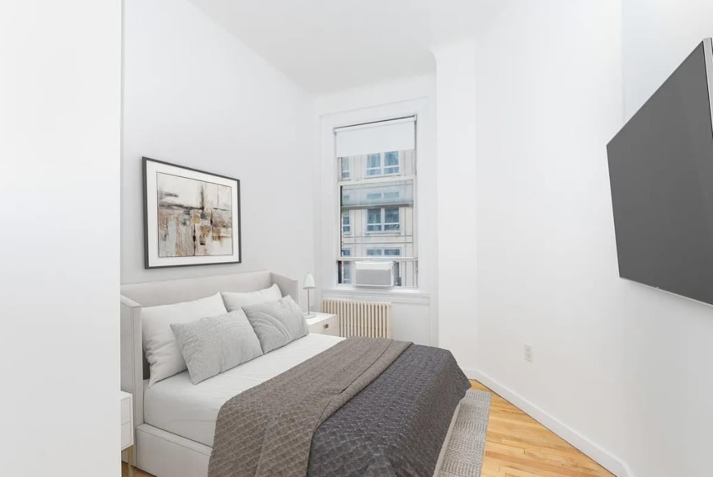 135 William Street, Apt 5-A