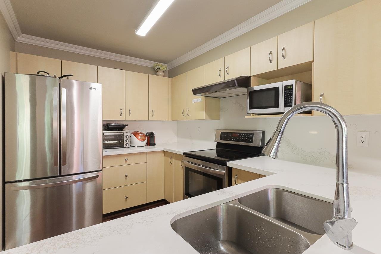 21-8701 16th Avenue, Burnaby