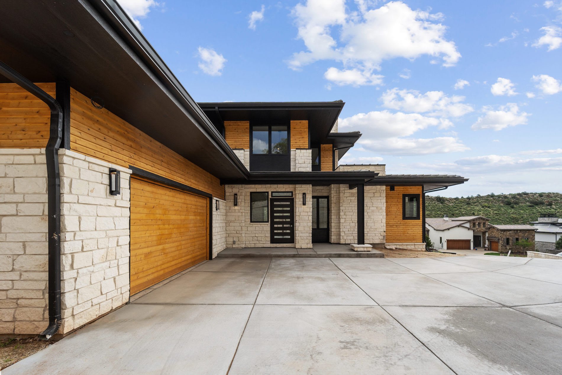 8077 Raphael Lane