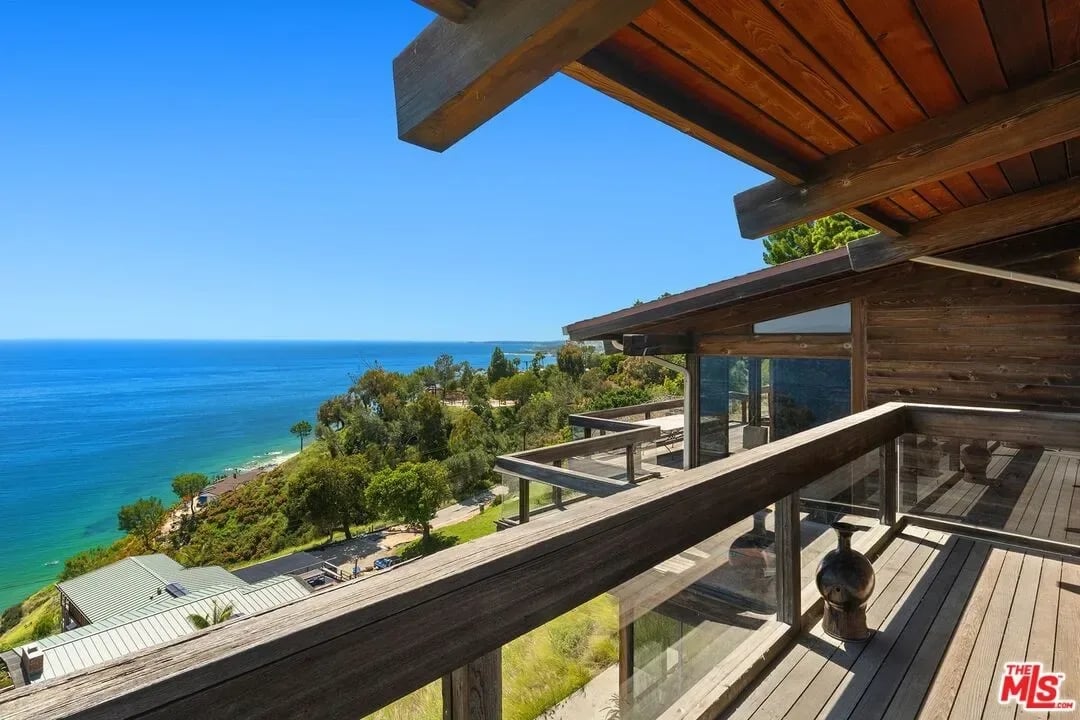 Rustic Malibu Mid Century, Architect Doug Rucker